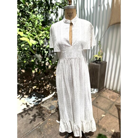 Dresses & Skirts - RARE Alexa Chung White Cotton Eyelt Fluttr Cape Midi Dress SZ EU 14 = US 10 2017